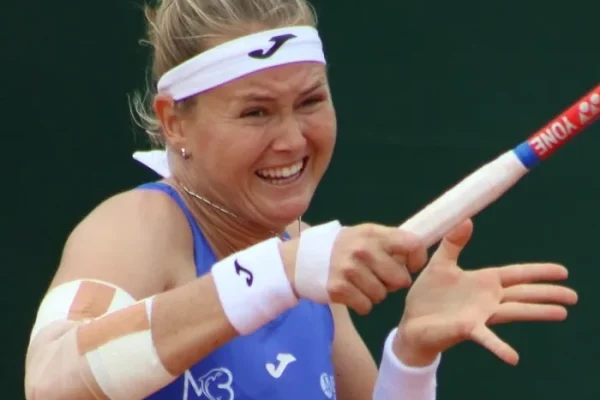 Marie Bouzkova vs. Ana Sofia Sanchez: Defensive Precision Meets High-Altitude Clay in Bogota