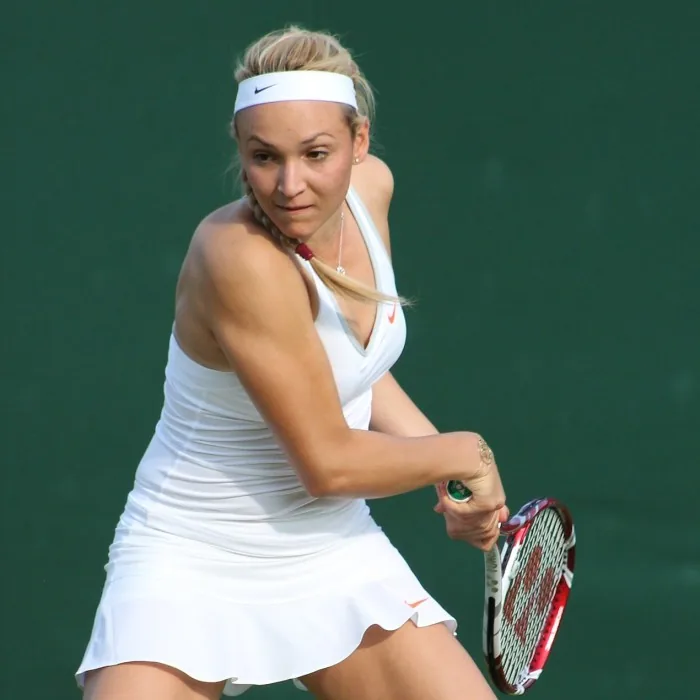 Donna Vekic vs. Sachia Vickery: Power Dynamics on Charleston’s Green Clay
