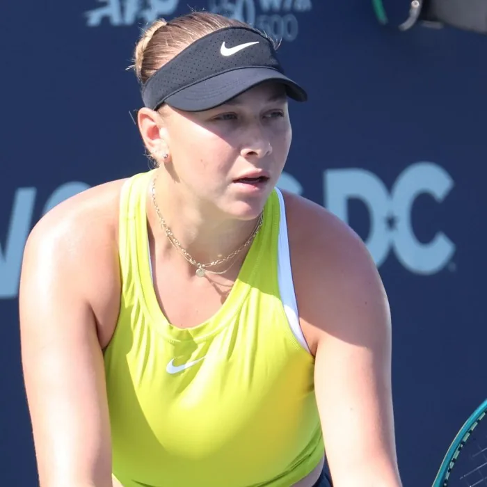 Anisimova’s Power vs. Bencic’s Tactical Return: Miami Open Analysis