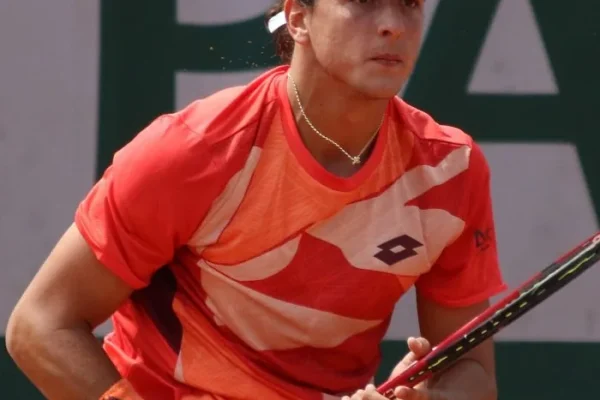 Darderi’s Clay Dominance Faces Trungelliti’s Tactical Experience in Marrakech